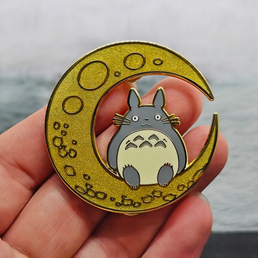 High-quality enamel brooch, cute moon cat brooch