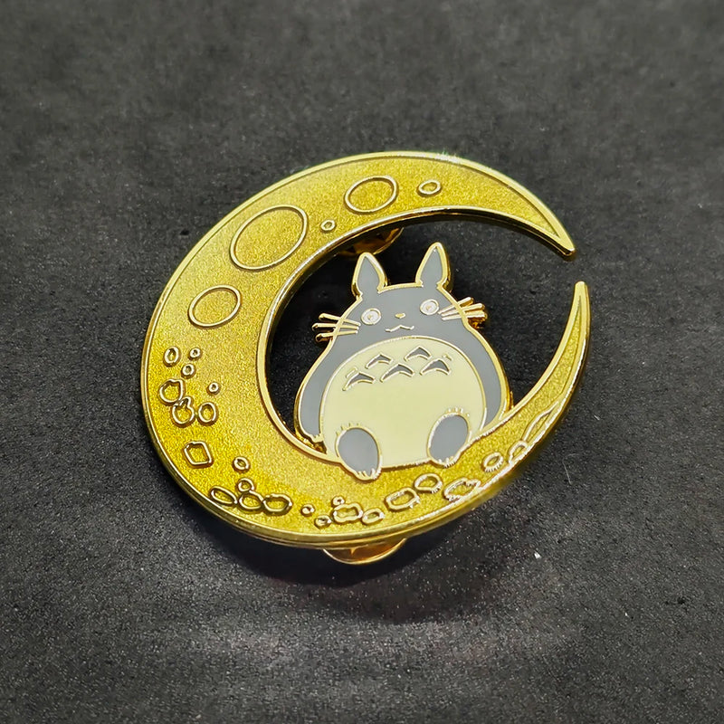 High-quality enamel brooch, cute moon cat brooch